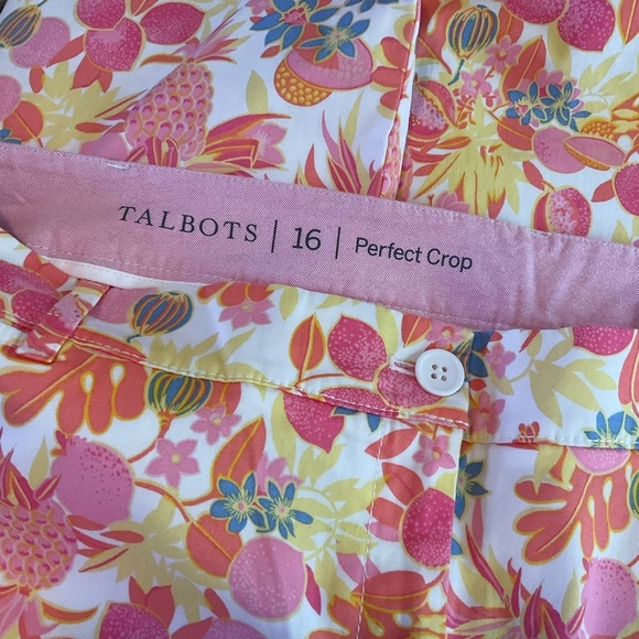 TALBOTS PERFECT CROP PANTS - CURVY FIT - FRUIT & FLOWERS SZ 16 - Picture 5 of 7